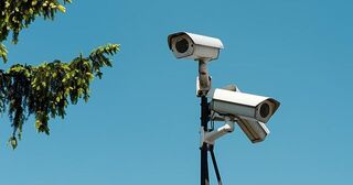 Установка видеонаблюдения по периметру в Мирном от Видео – монтаж камер и систем под ключ от 3033 руб.